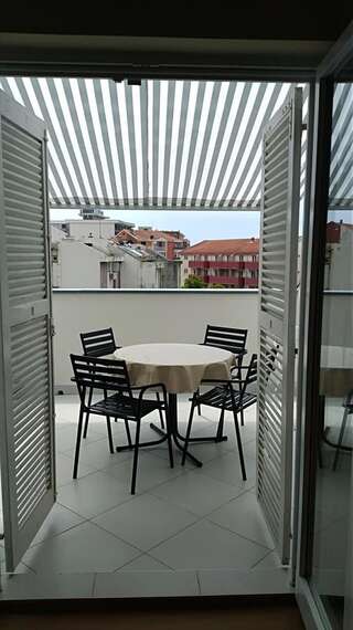 Апартаменты Apartman Sunce 2 -Budva Будва Апартаменты с террасой-6
